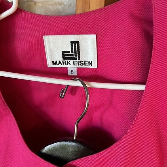 Mark Eisen fuschia denim suit from the late 1980s. Size 8 (current size 4-6) - Picture 2 of 9